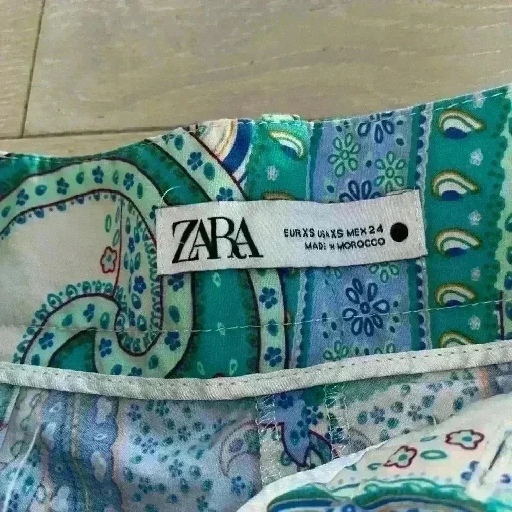Zara printed pants mid rise wide leg paisley size XS extra small - Picture 4 of 8